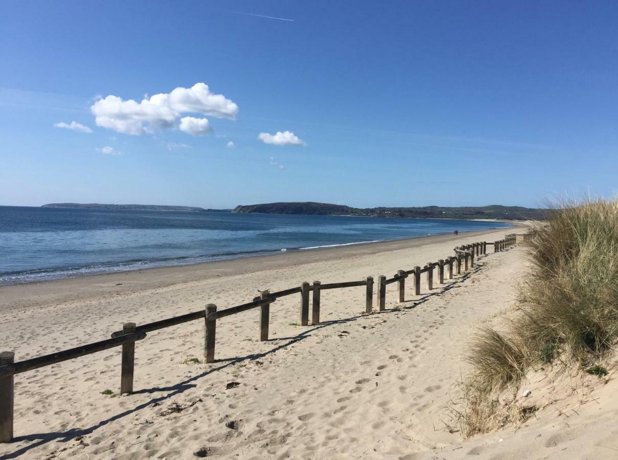 Stunning Beach Front house Pwllheli Exterior foto