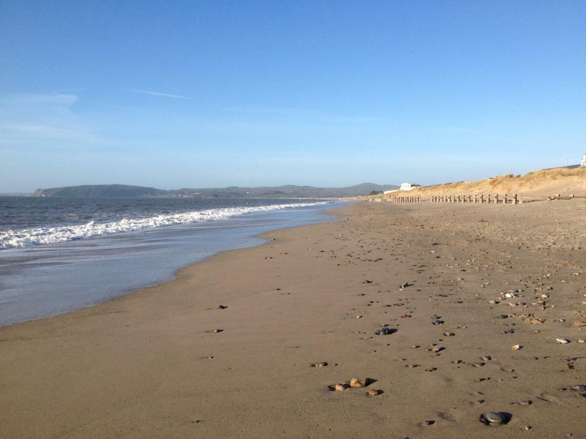 Stunning Beach Front house Pwllheli Exterior foto